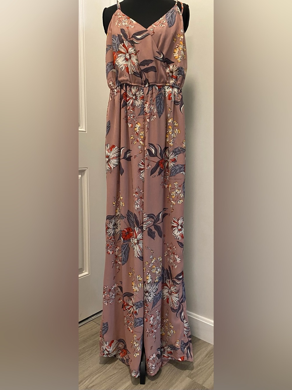 Active USA Mauve Floral Wrap-Front Wide-Leg Jumpsuit Size Small New - Picture 3 of 8
